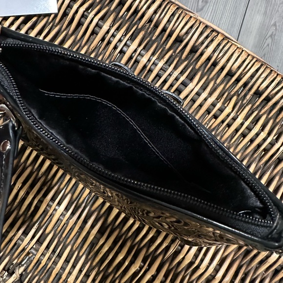 Coach Wristlet - Picture 5 of 8